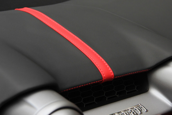 Ferrari 812 6.5 V12 Superfast HELE | Bianco Italia | Lift | Passenger Display | Carbon LED