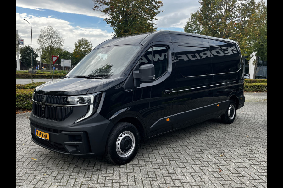 Renault Master E-Tech T35 L2H2 Advance Long Range 87 kWh 143pk | Trekhaak | Navi | Camera | 270gr. deuren | Betimmering | etc. etc.