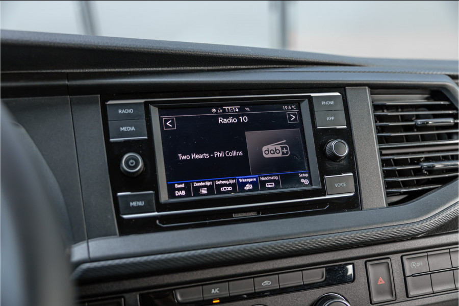 Volkswagen Transporter T6.1 2.0 TDI L2H1 DC 4Motion | Dubbel cabine | 5-zitter | Bi-Xenon | CarPlay | Camera | Navigatie | MF Stuur | Trekhaak | DAB | Cruise control