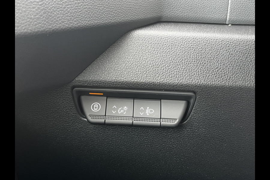Renault Master E-Tech T35 L2H2 Advance Long Range 87 kWh 143pk | Trekhaak | Navi | Camera | 270gr. deuren | Betimmering | etc. etc.