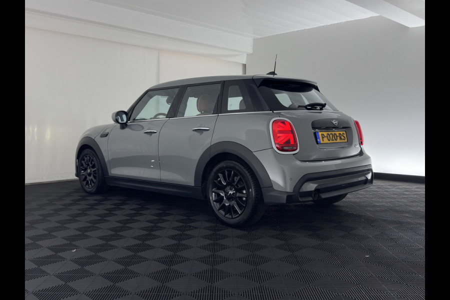 MINI 5-deurs 1.5 One Business Edition (Facelift-Life Cycle Impulse 2) (INCL-BTW) *LEATHER | SPORTSEATS | FULL-LED | DIGI-COCKPIT | AMBIENTLIGHT | NAVI-FULLMAP | DAB | AIRCO | KEYLESS | PDC | 16''ALU*