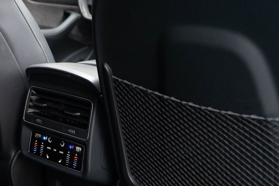 Audi Q8 55 TFSI Quattro / ABT Aero Exterieur/ 23 Inch/ Standkachel/ Bang & Olufsen Sound System/ Panoramadak/ 250kW (340PK)