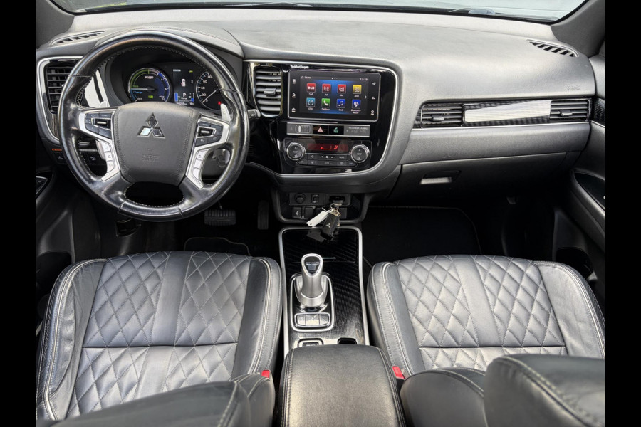 Mitsubishi Outlander 2.4 PHEV Instyle ✓360° Camera✓2e Eigenaar✓Carplay✓Pano✓Leder✓Keyless✓Stoelverw✓Stoelverkoeling✓Stuurverw✓Pdc V+A✓Lm velgen✓Net beurt gehad✓Rijstrooksensor✓Dodehoeksenor✓N.A.P✓Apk tot 11-2027