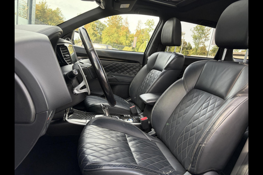 Mitsubishi Outlander 2.4 PHEV Instyle ✓360° Camera✓2e Eigenaar✓Carplay✓Pano✓Leder✓Keyless✓Stoelverw✓Stoelverkoeling✓Stuurverw✓Pdc V+A✓Lm velgen✓Net beurt gehad✓Rijstrooksensor✓Dodehoeksenor✓N.A.P✓Apk tot 11-2027