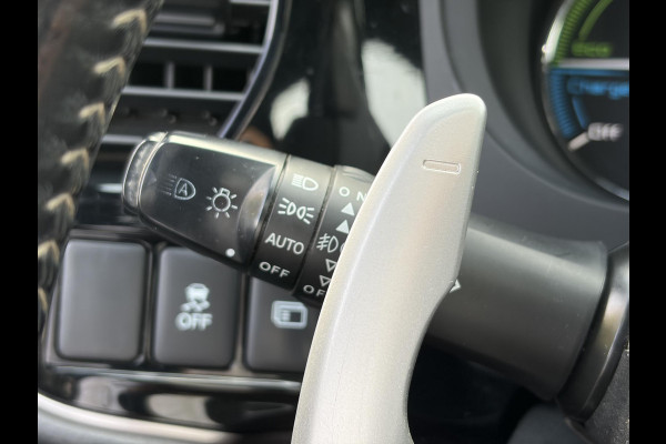 Mitsubishi Outlander 2.4 PHEV Instyle ✓360° Camera✓2e Eigenaar✓Carplay✓Pano✓Leder✓Keyless✓Stoelverw✓Stoelverkoeling✓Stuurverw✓Pdc V+A✓Lm velgen✓Net beurt gehad✓Rijstrooksensor✓Dodehoeksenor✓N.A.P✓Apk tot 11-2027