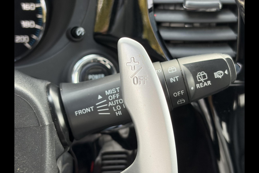 Mitsubishi Outlander 2.4 PHEV Instyle ✓360° Camera✓2e Eigenaar✓Carplay✓Pano✓Leder✓Keyless✓Stoelverw✓Stoelverkoeling✓Stuurverw✓Pdc V+A✓Lm velgen✓Net beurt gehad✓Rijstrooksensor✓Dodehoeksenor✓N.A.P✓Apk tot 11-2027