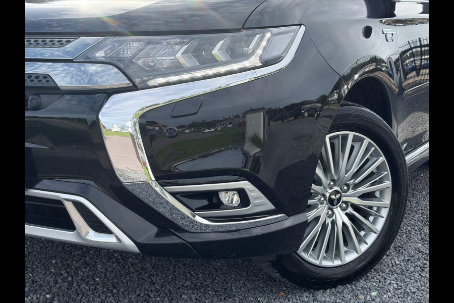 Mitsubishi Outlander 2.4 PHEV Instyle ✓360° Camera✓2e Eigenaar✓Carplay✓Pano✓Leder✓Keyless✓Stoelverw✓Stoelverkoeling✓Stuurverw✓Pdc V+A✓Lm velgen✓Net beurt gehad✓Rijstrooksensor✓Dodehoeksenor✓N.A.P✓Apk tot 11-2027
