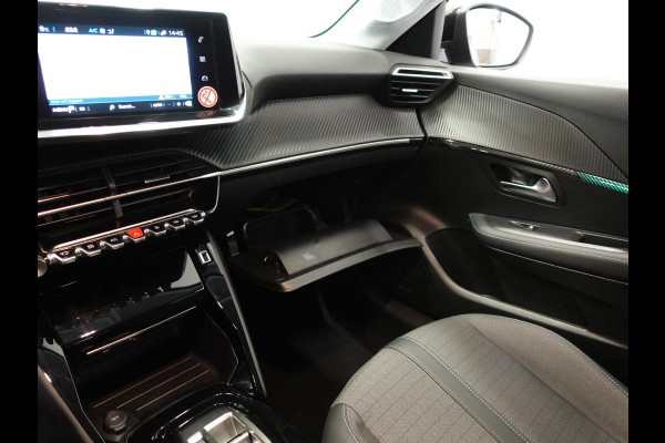 Peugeot 208 1.2 PureTech 100pk Automaat Allure Pack Navigatie Apple Carplay/Android Auto Camera Parkeersensor achter Cruise Control Virtual Cockpit Climate Control Getinte ramen