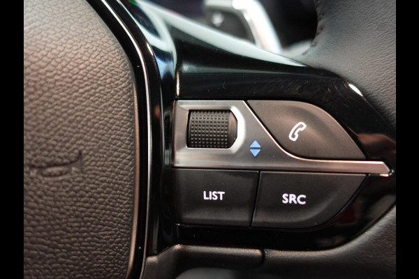 Peugeot 208 1.2 PureTech 100pk Automaat Allure Pack Navigatie Apple Carplay/Android Auto Camera Parkeersensor achter Cruise Control Virtual Cockpit Climate Control Getinte ramen