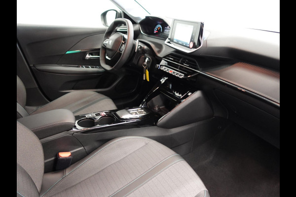Peugeot 208 1.2 PureTech 100pk Automaat Allure Pack Navigatie Apple Carplay/Android Auto Camera Parkeersensor achter Cruise Control Virtual Cockpit Climate Control Getinte ramen
