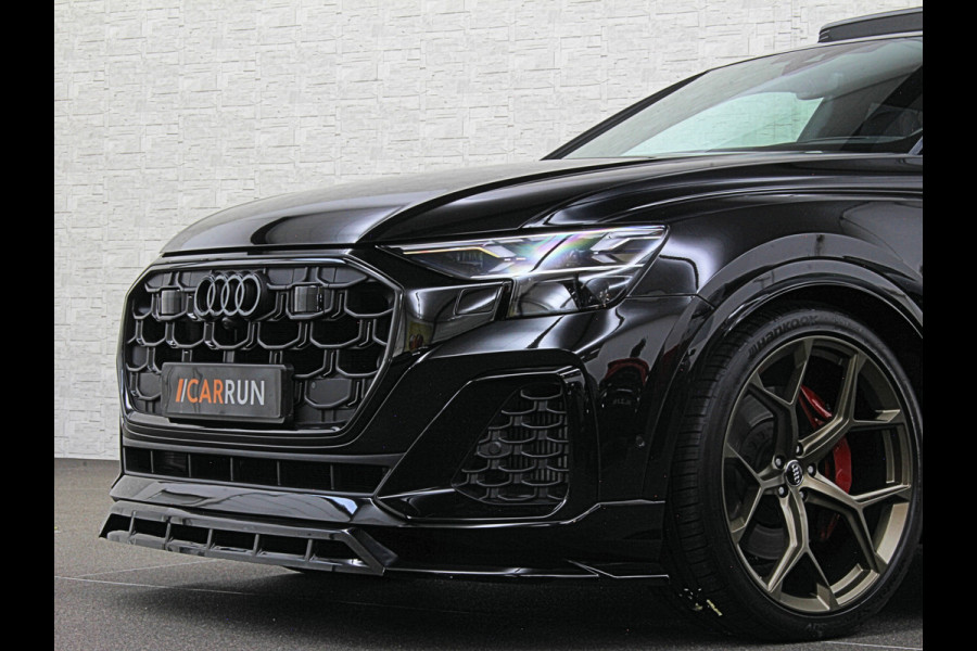 Audi Q8 60e 490pk #RS Massage Seats | 4WS | OLED | Laser-LED | Carbon | Ventilatie | Valcona Leder+ Pakket | B&O Sound | 102850,= EX BTW | 23'' | Alcantara hemel | Head-Up | Soft-Close | Panodak | 2x Memory | Trekhaak | Keyless-Entry | Luchtvering | Achterasbesturing | Nw.Pr. 160.000,= | Fabrieksgarantie | Direct rijden.