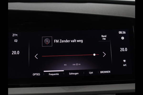 Opel Grandland 1.6 Turbo Plug-In GSE 300PK Hybrid4 4x4 | SOH 98,3 % | Stoelverwarming | LED | Camera | Dodehoek Ass. | Adapt. cruise |