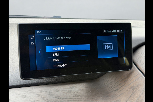 BMW i3 S 120Ah 42 kWh RoadStyle Edition, warmtepomp, harman/cardon, vele opties, 1 e eigenaar, Origineel NL auto met nap