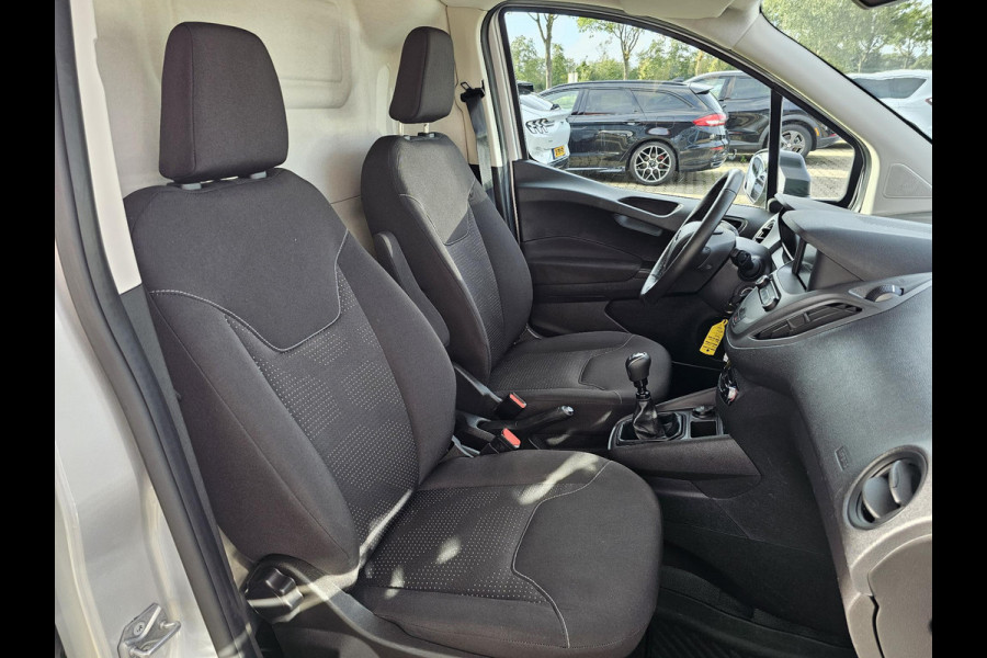 Ford Transit Courier 1.5 TDCI Trend Duratorq S&S | Navigatie | Parkeersensoren Achter | Cruise Control | Stoelverwarming | Winterwielset los etc.