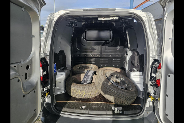 Ford Transit Courier 1.5 TDCI Trend Duratorq S&S | Navigatie | Parkeersensoren Achter | Cruise Control | Stoelverwarming | Winterwielset los etc.