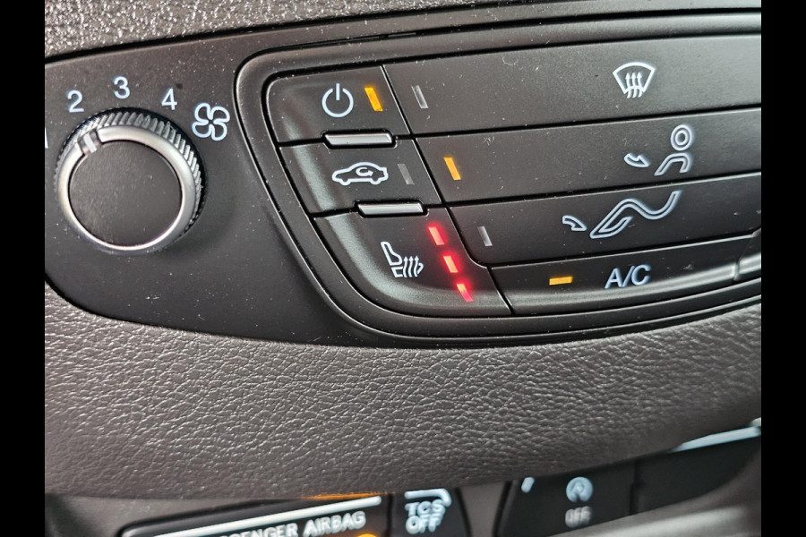 Ford Transit Courier 1.5 TDCI Trend Duratorq S&S | Navigatie | Parkeersensoren Achter | Cruise Control | Stoelverwarming | Winterwielset los etc.