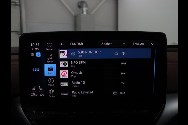 Volkswagen ID.4 Tech 77 kWh SOH 90% | 360 Camera | LED | Trekhaak | Navigatie |