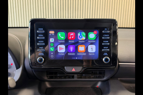 Mazda 2 Hybrid 1.5 Pure AUTOMAAT ADAPTIVE CRUISE CLIMATE CONTROL NAVI VIA CARPLAY LANE ASSIST