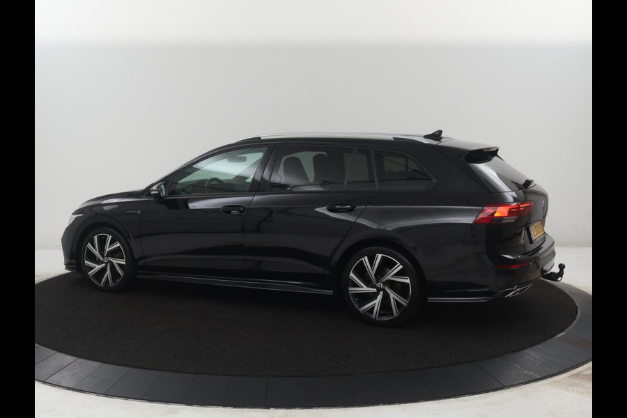 Volkswagen Golf Variant 1.5 eTSI R-Line | Trekhaak | Navigatie | LED | Stoelverwarming |
