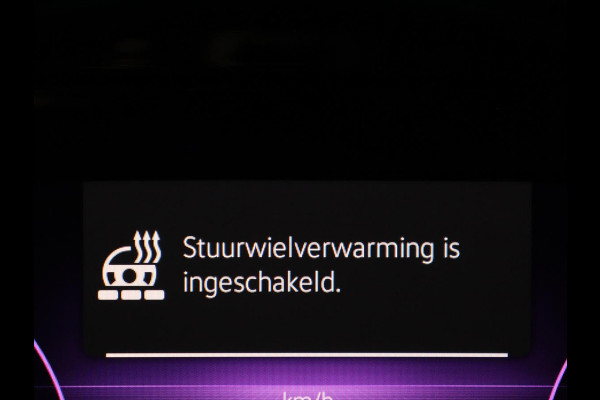 Volkswagen Golf Variant 1.5 eTSI R-Line | Trekhaak | Navigatie | LED | Stoelverwarming |