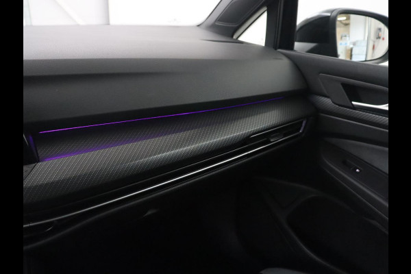Volkswagen Golf Variant 1.5 eTSI R-Line | Trekhaak | Navigatie | LED | Stoelverwarming |
