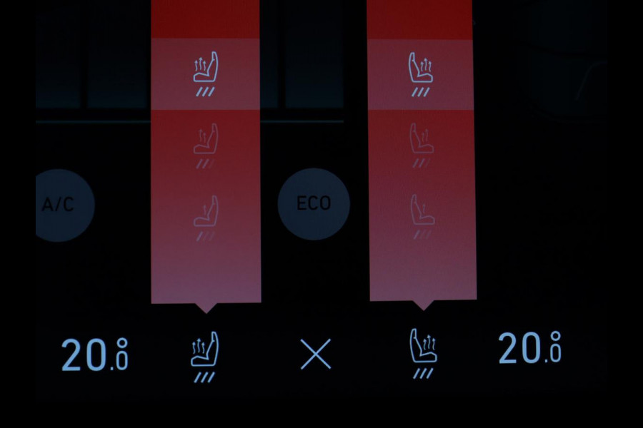 Lynk & Co 1 1.5 | SOH 95% | Pano.Dak | Stoelverwarming | Infinity Sound | 360 Camera |