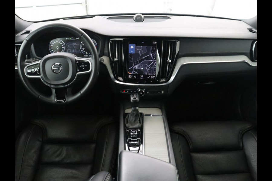 Volvo V60 2.0 T6 AWD Inscription 310PK Inscription | Bowers & Wilkins | Panoramadak | Head Up | Trekhaak | LED | Stoelverwarming | Stoelkoeling | Adaptive cruise | 360 camera | Memory |