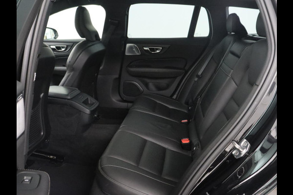 Volvo V60 2.0 T6 AWD Inscription 310PK Inscription | Bowers & Wilkins | Panoramadak | Head Up | Trekhaak | LED | Stoelverwarming | Stoelkoeling | Adaptive cruise | 360 camera | Memory |