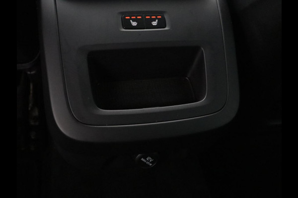 Volvo V60 2.0 T6 AWD Inscription 310PK Inscription | Bowers & Wilkins | Panoramadak | Head Up | Trekhaak | LED | Stoelverwarming | Stoelkoeling | Adaptive cruise | 360 camera | Memory |