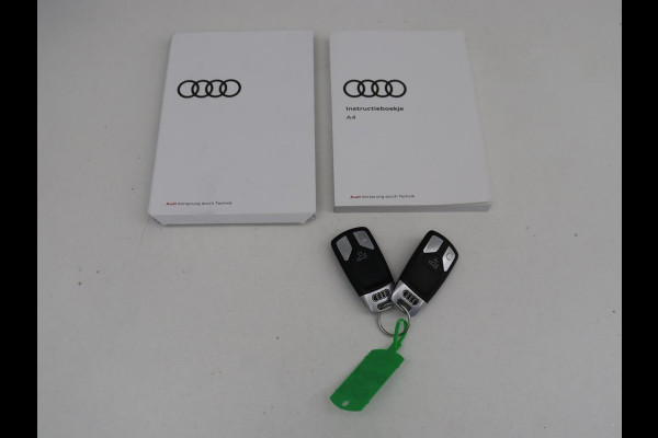 Audi A4 Avant 35 TFSI S edition Competition | Adaptive cruise | Half Leder | Park assist | Carplay | Full LED | Virtual Dashboard | Climate control |