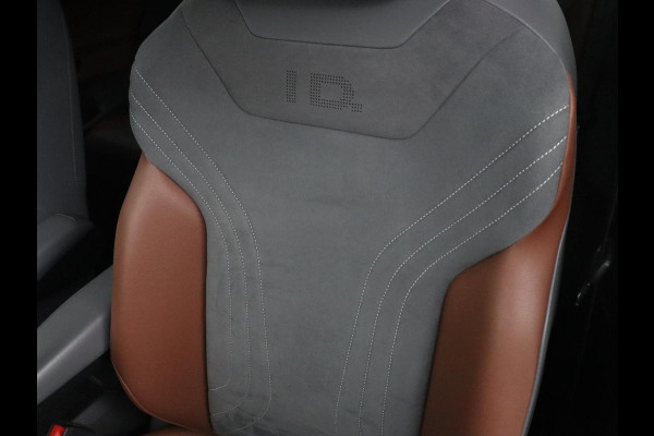 Volkswagen ID.4 First 77 kWh SOG 89,3% | Trekhaak | Camera | LED | Stoelverwarming | Apple Carplay |