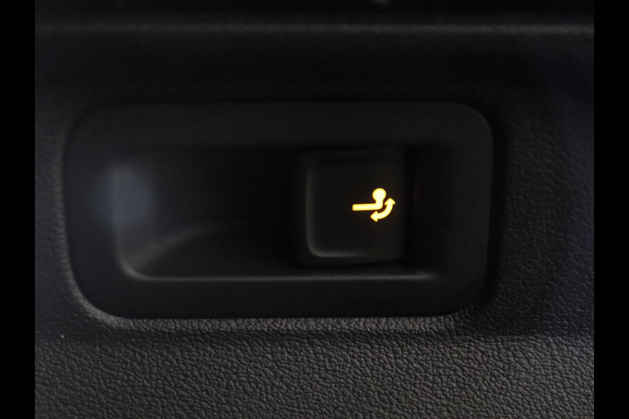 Volkswagen ID.4 First 77 kWh SOG 89,3% | Trekhaak | Camera | LED | Stoelverwarming | Apple Carplay |