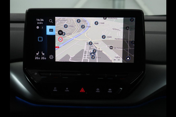 Volkswagen ID.4 First 77 kWh SOG 89,3% | Trekhaak | Camera | LED | Stoelverwarming | Apple Carplay |
