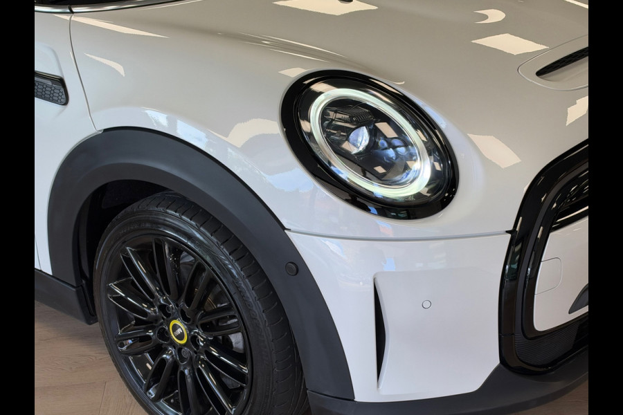 MINI Electric Mini Cooper SE Yours 33 kWh 98% SOH PANO NAVI LED CAMERA CARPLAY CLIMATE CRUISE CONTROL