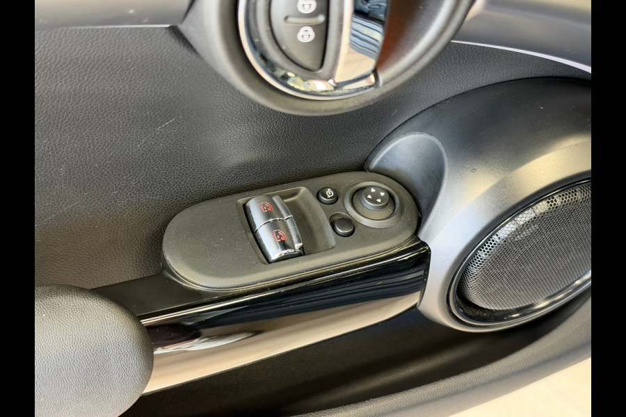 MINI Electric Mini Cooper SE Yours 33 kWh 98% SOH PANO NAVI LED CAMERA CARPLAY CLIMATE CRUISE CONTROL