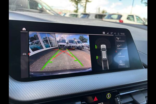 BMW 1-serie 118d High Executive | M Pakket | Shadow Line | Apple Carplay | Achterruitrijcamera
