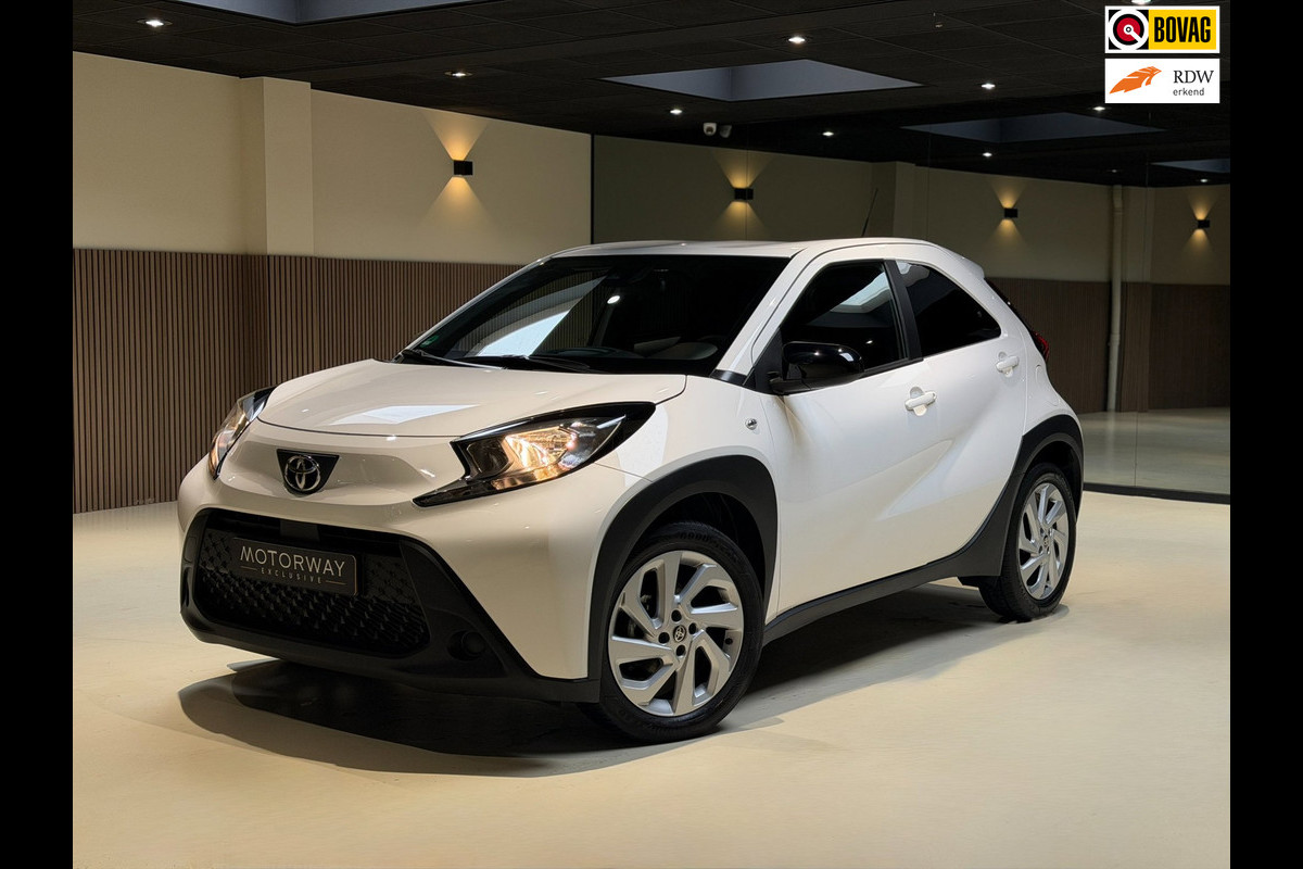 Toyota Aygo X 1.0 VVT-i MT Playi|Carplay|Camera| Airco|Acc|Fabrieksgarantie