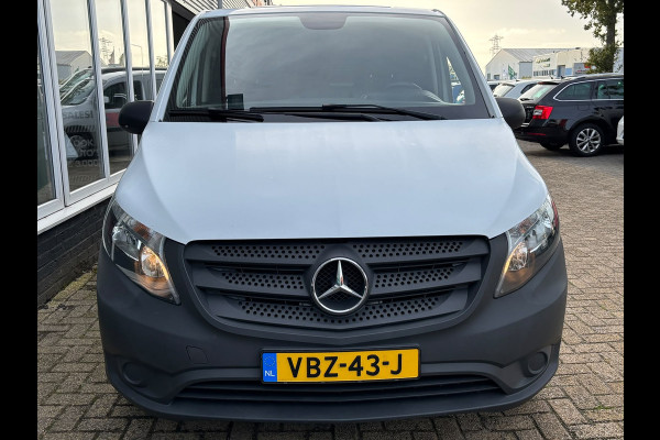 Mercedes-Benz Vito 111 CDI Lang | Trekhaak | 3 Zitplaatsen | Bluetooth | Airco