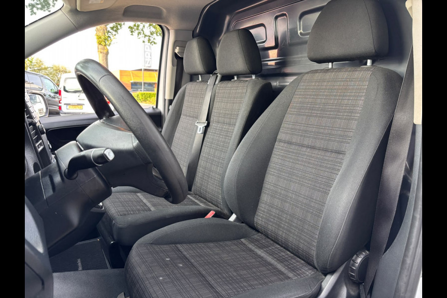 Mercedes-Benz Vito 111 CDI Lang | Trekhaak | 3 Zitplaatsen | Bluetooth | Airco