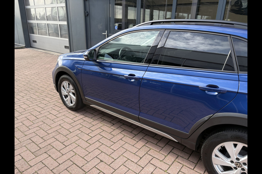 Volkswagen Taigo 1.0 TSi Life Bns. LEDER/CAMERA/NAVI/ADAPT.CRUISE/WINTERPACK/PDC