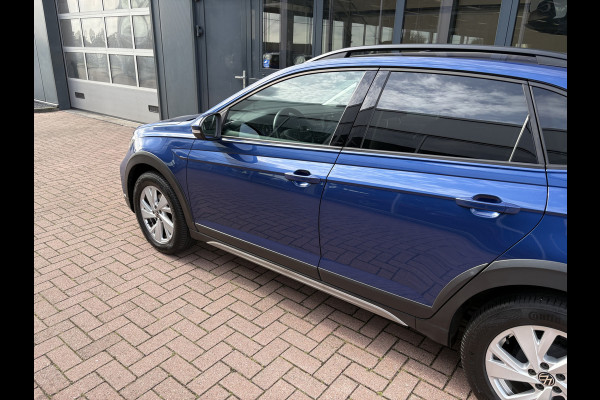 Volkswagen Taigo 1.0 TSi Life Bns. LEDER/CAMERA/NAVI/ADAPT.CRUISE/WINTERPACK/PDC