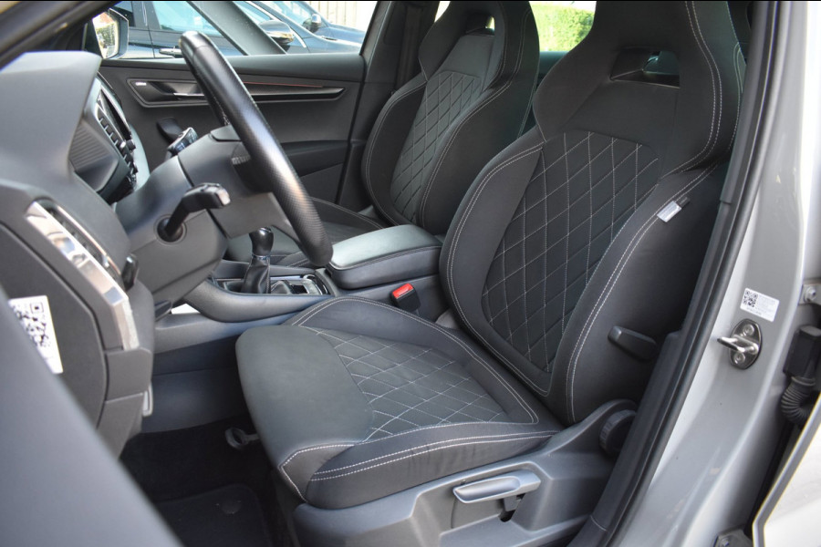 Škoda Karoq 1.5 TSI ACT Sportline | NAP | CAMERA | STOELVERWARMING | APPLE CARPLAY | ANDROID AUTO