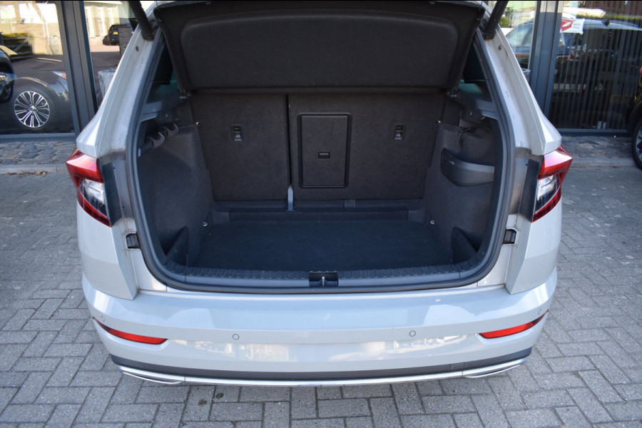 Škoda Karoq 1.5 TSI ACT Sportline | NAP | CAMERA | STOELVERWARMING | APPLE CARPLAY | ANDROID AUTO