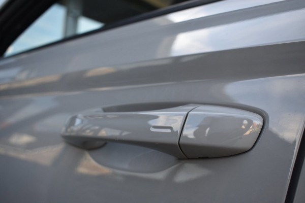 Škoda Karoq 1.5 TSI ACT Sportline | NAP | CAMERA | STOELVERWARMING | APPLE CARPLAY | ANDROID AUTO