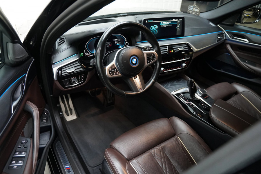 BMW 5 Serie Touring 530e M SPORT PANO LASER SFEER H&K HUD