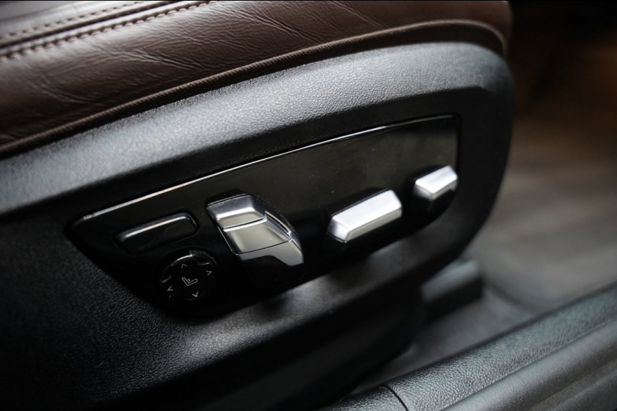 BMW 5 Serie Touring 530e M SPORT PANO LASER SFEER H&K HUD