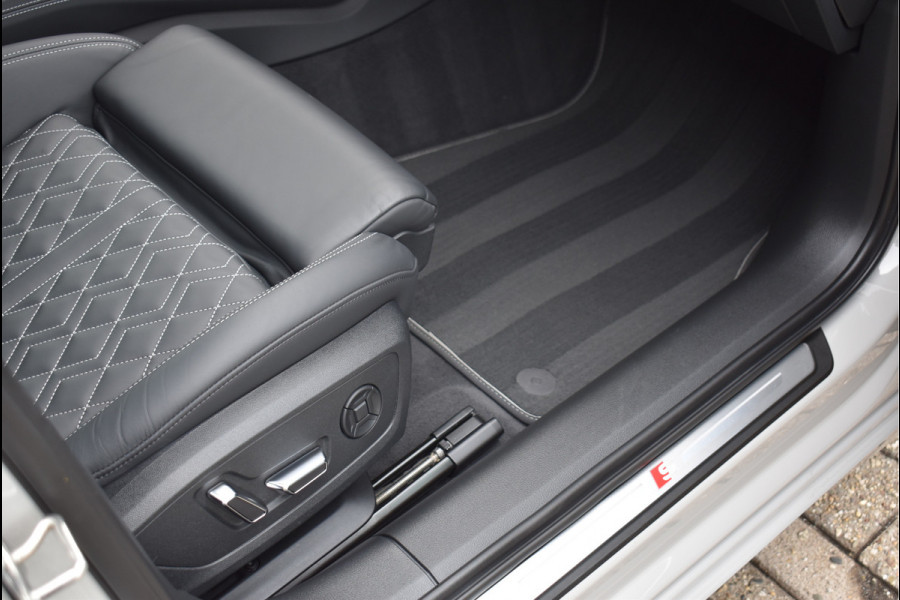 Audi A6 Avant 55 TFSI e Quattro Porsche Krijt Grijs Exclusive S-Line Competition 367 Pk Pano RS-Stoel Soft-Close S6 21 Inch