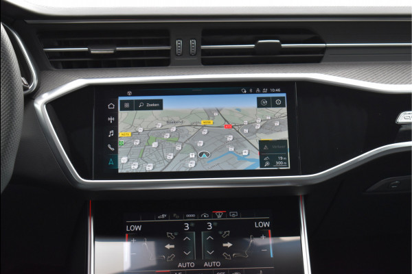 Audi A6 Avant 55 TFSI e Quattro Porsche Krijt Grijs Exclusive S-Line Competition 367 Pk Pano RS-Stoel Soft-Close S6 21 Inch