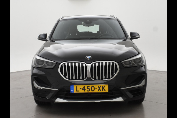 BMW X1 xDrive25e 220 PK BUSINESS EDITION + TREKHAAK | HEAD-UP | SFEERVERL. | CAMERA | STOELVERW.