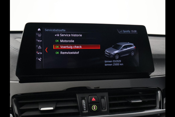 BMW X1 xDrive25e 220 PK BUSINESS EDITION + TREKHAAK | HEAD-UP | SFEERVERL. | CAMERA | STOELVERW.